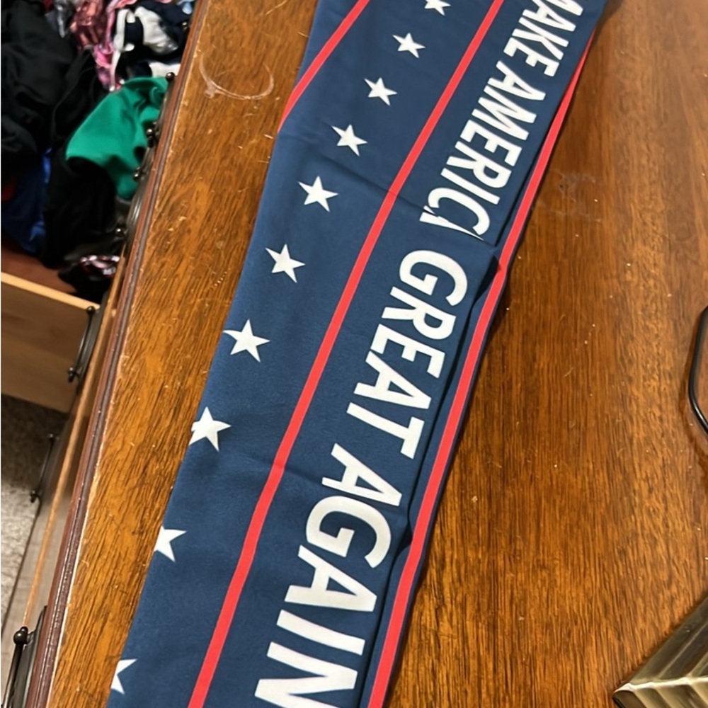 MAGA leggings